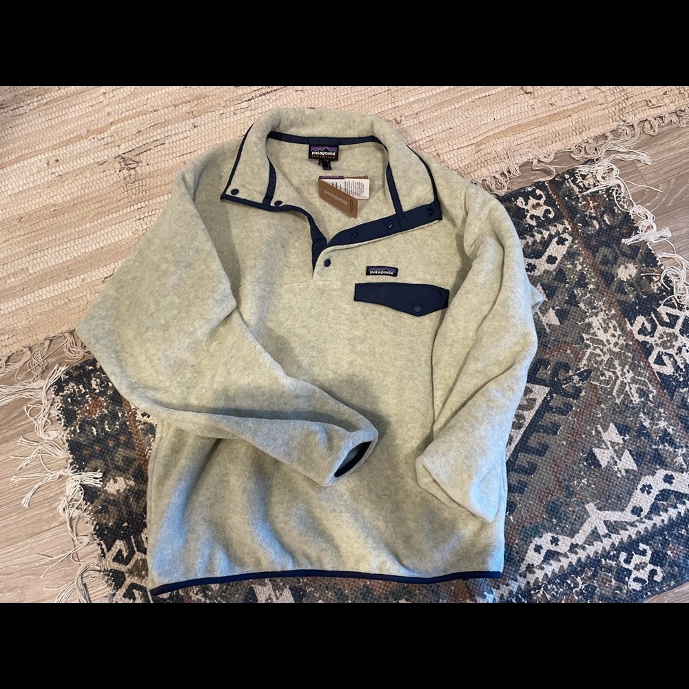 Patagonia NWT Men’s size M synchilla fleece